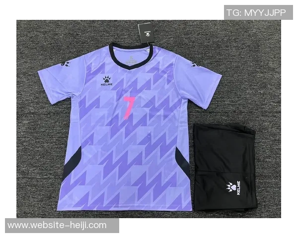 卡尔美足球服助力球员展现风采打造专业运动装备新选择