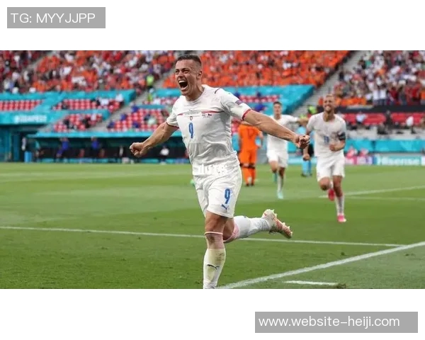 捷克足球明星的辉煌历程与对世界足球的影响力探讨