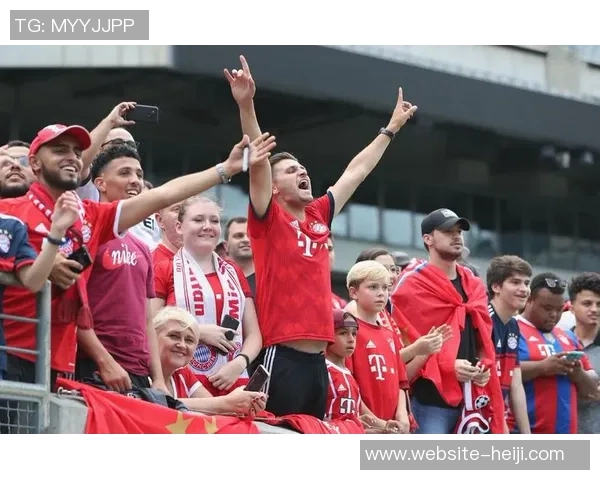 越南足球赛精彩纷呈球迷热情高涨助力球队奋勇争先